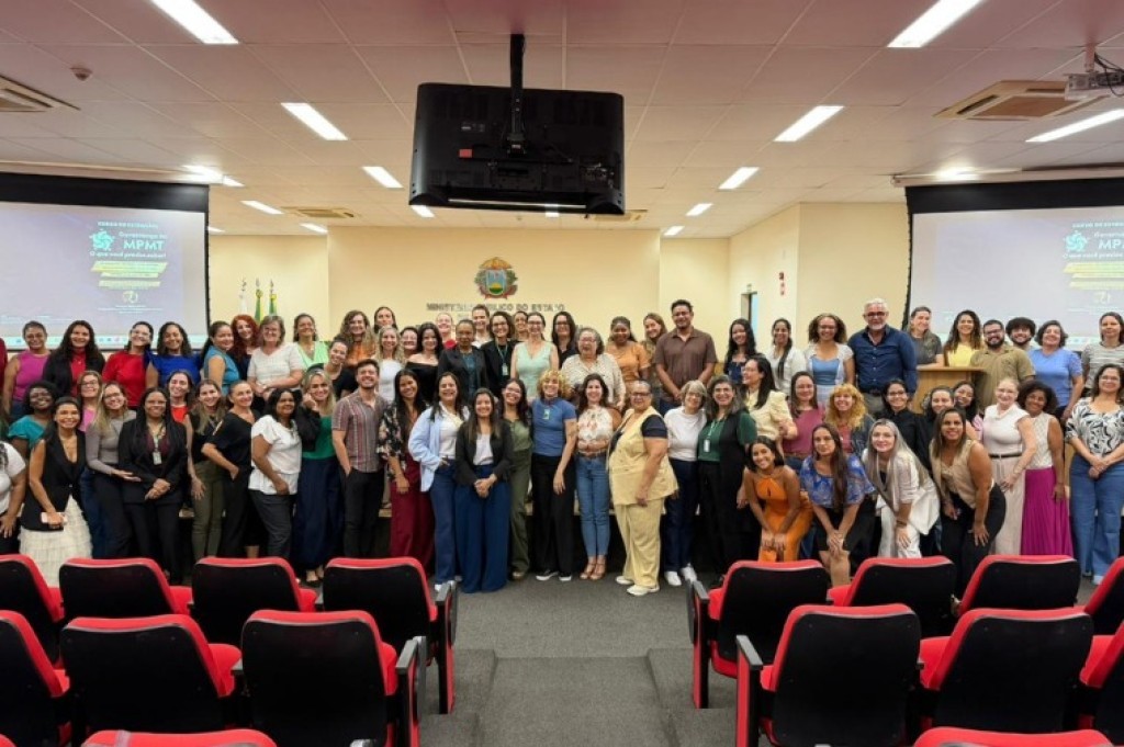Profissionais debatem escuta especializada e proteção integral