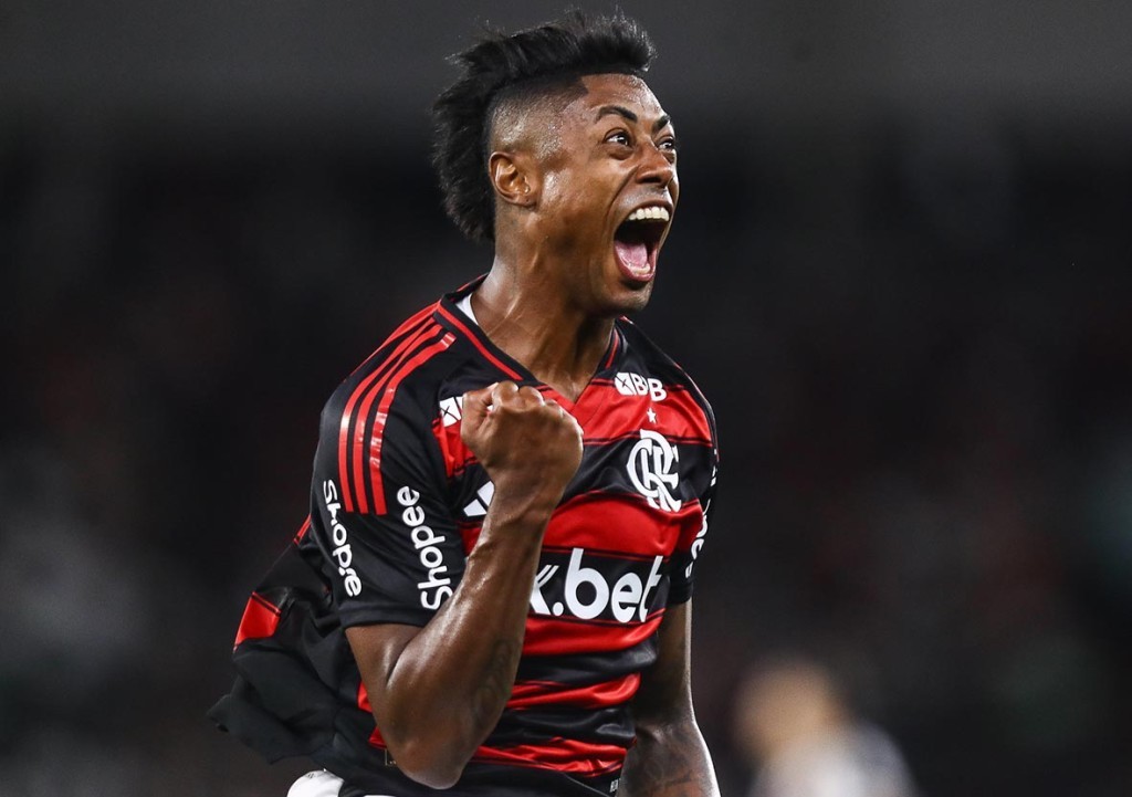 Bruno Henrique, atacante do Flamengo, é indiciado pela Polícia Federal por fraude em jogo contra o Santos
