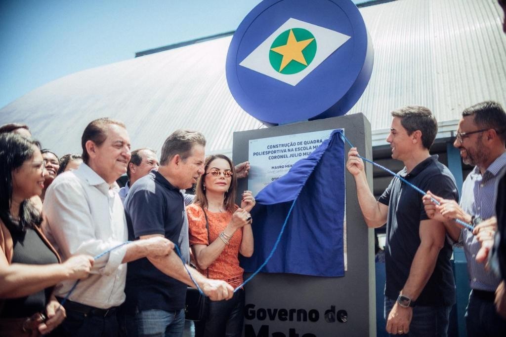 Com investimento de R$ 1,3 milhão, Governo de MT entrega quadra poliesportiva para escola municipal de Poxoréu