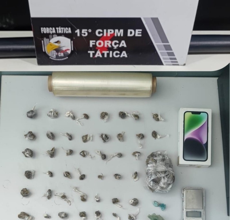 Força Tática prende homem por tráfico de drogas, apreende entorpecentes e munições