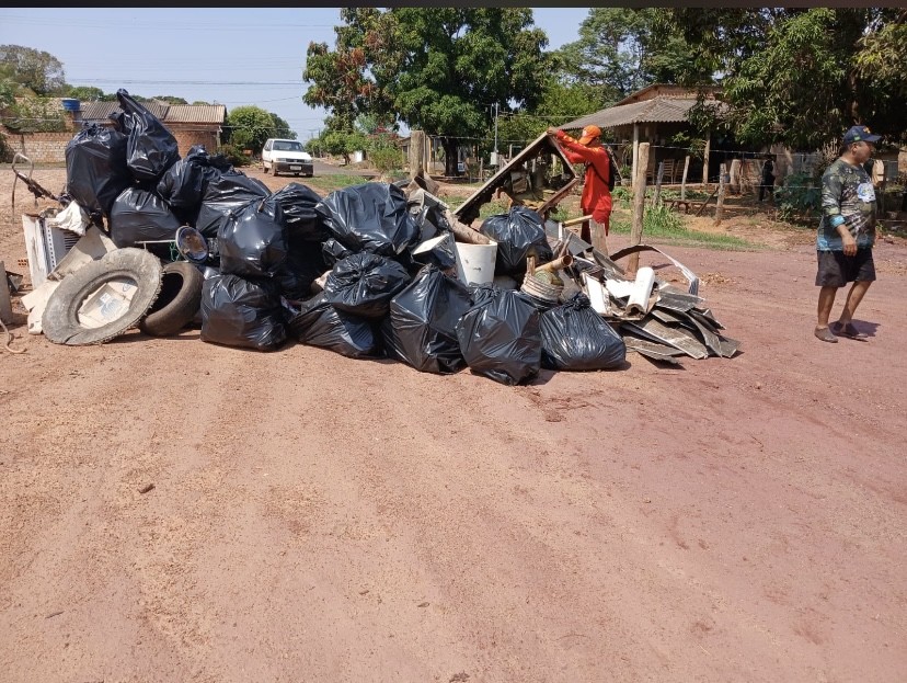 Projeto Rio Limpo Rio lindo continua a limpeza as margens do Rio das Mortes em Xavantina