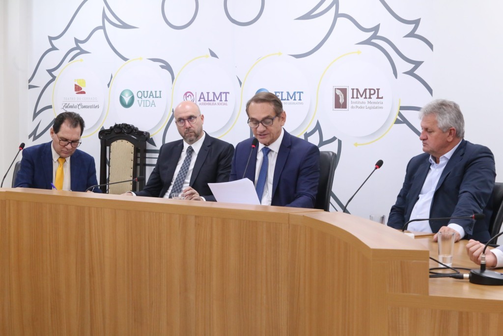 Após ausência de procurador-geral, CPI convoca empresários