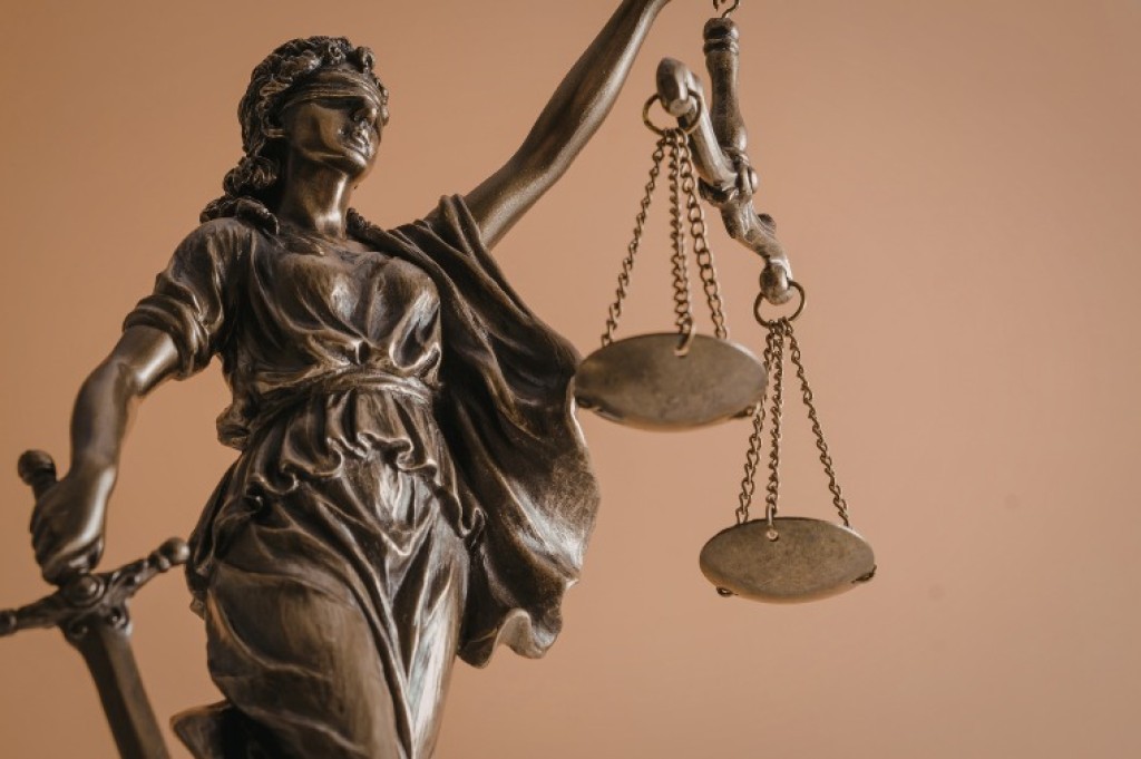 Réu é condenado a 16 anos de reclusão por homicídio qualificado