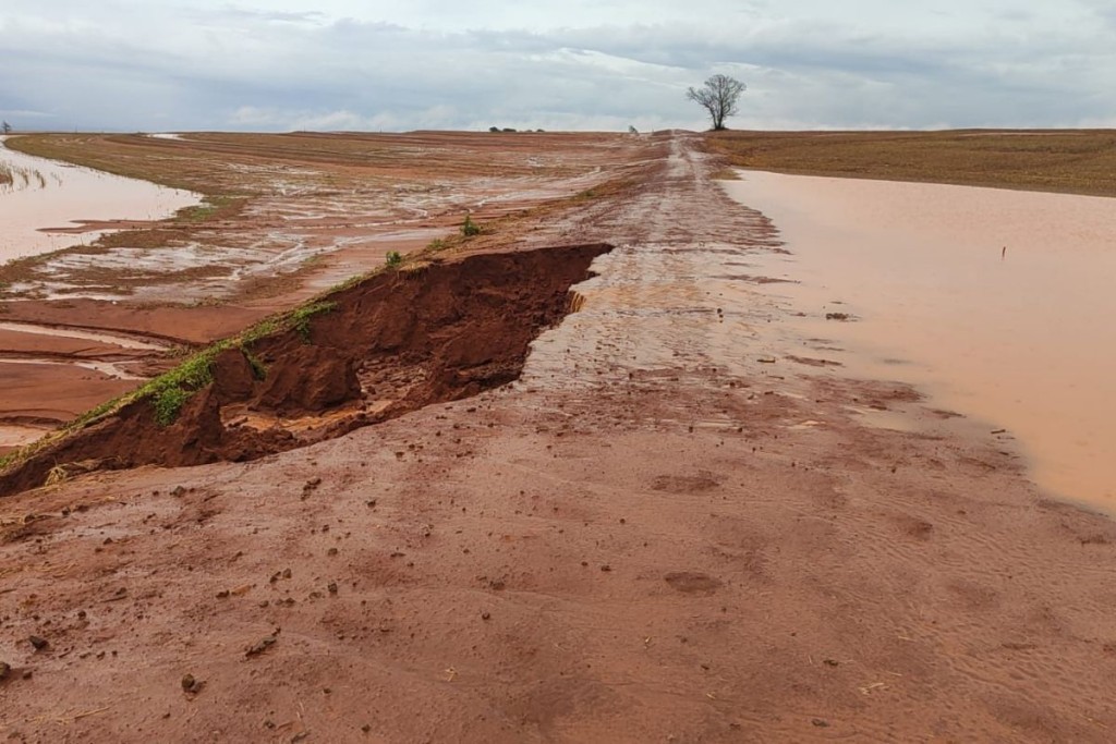 Chove muito no Sul, mas chuvas seguem irregulares no restante do Brasil