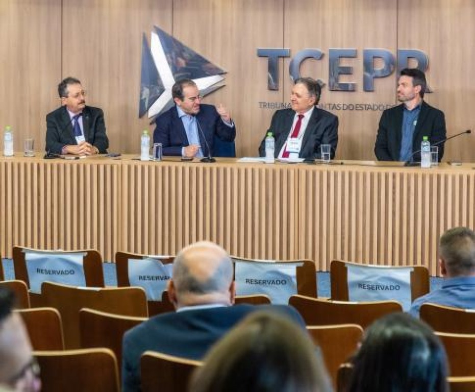 Conselheiro do TCE-MT destaca evolução do Programa Nacional de Transparência Pública durante evento em Curitiba
