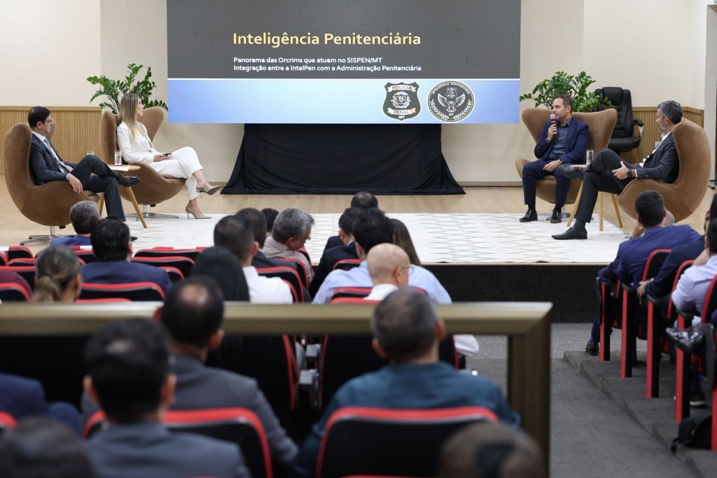 Ressocialização e inteligência no sistema prisional pautam encontro
