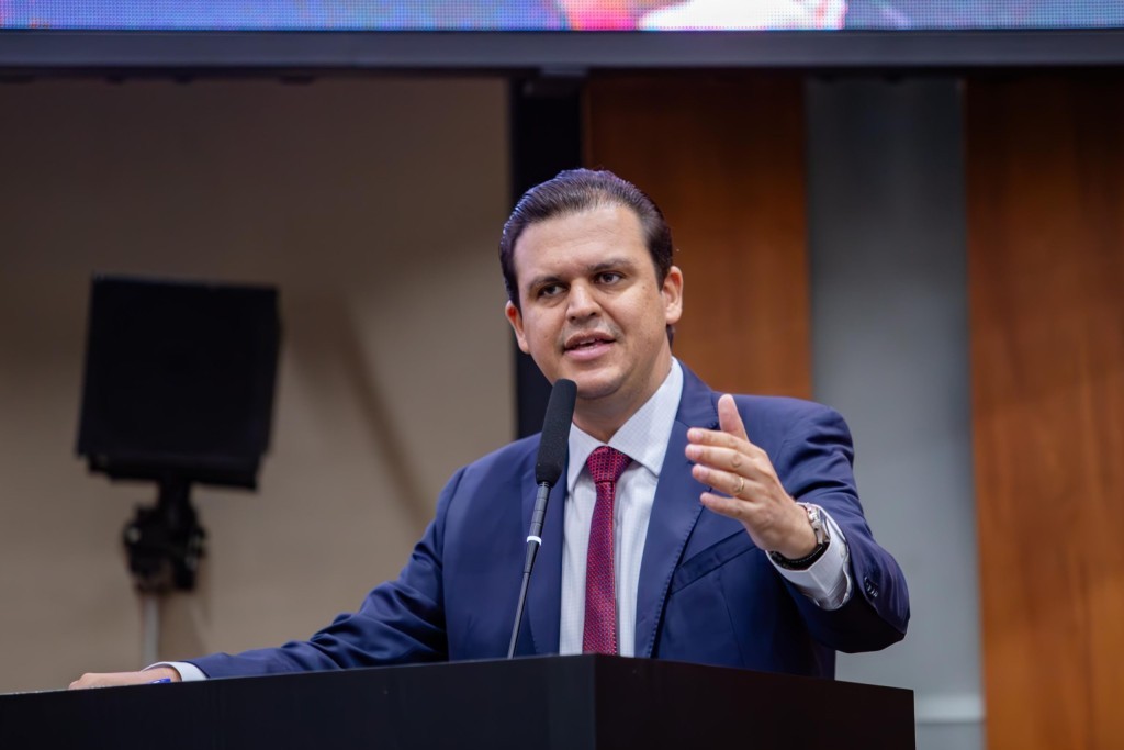 Thiago Silva defende ampliação de orçamento estadual para ações na área de saúde mental