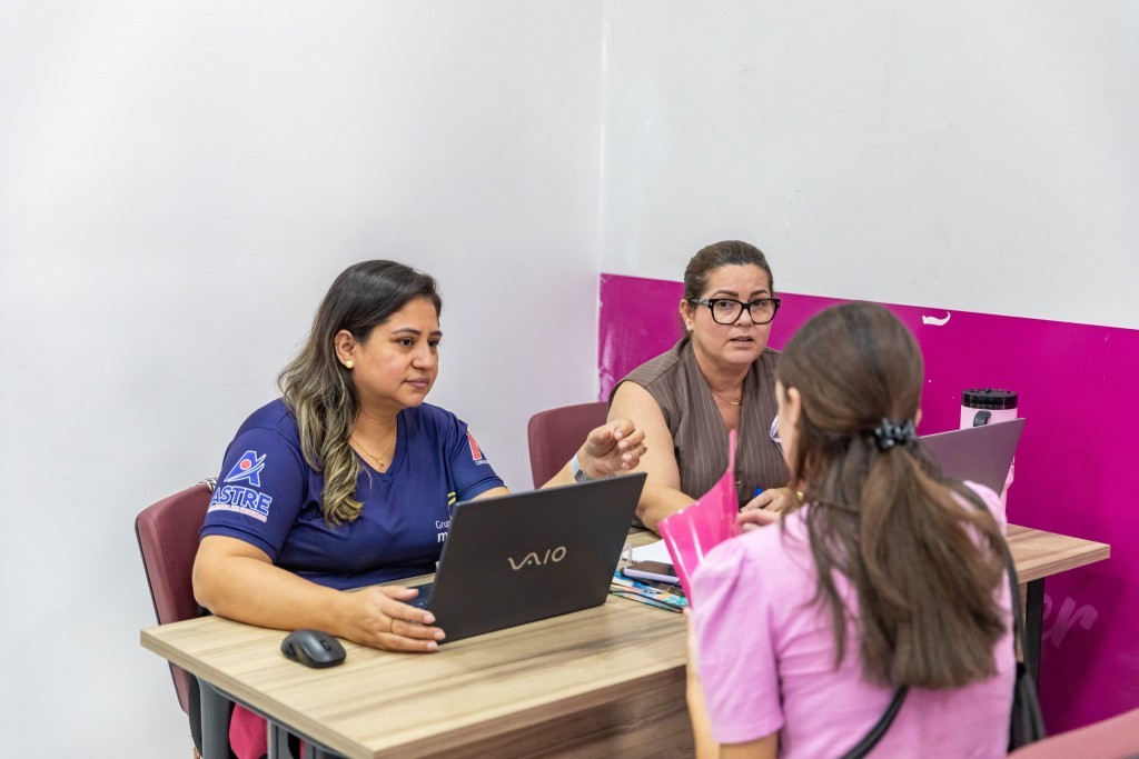 Secretaria da Mulher abre inscrições para cursos gratuitos de Assistente Administrativo e Massagem Modeladora