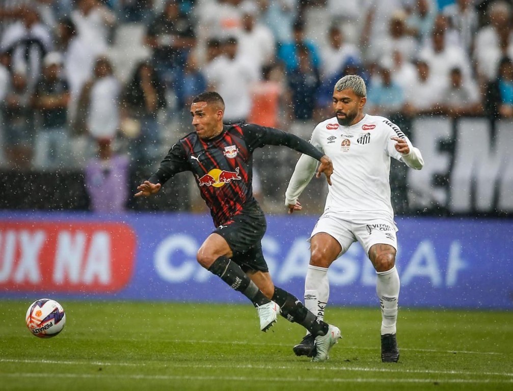 Santos empata com Bragantino e amarga quarto jogo sem vitória