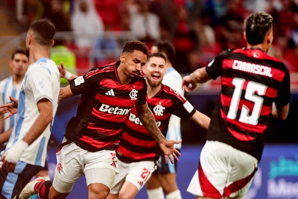 Flamengo garante vaga na final da Copa Intercontinental após vitória sobre o Pyramids