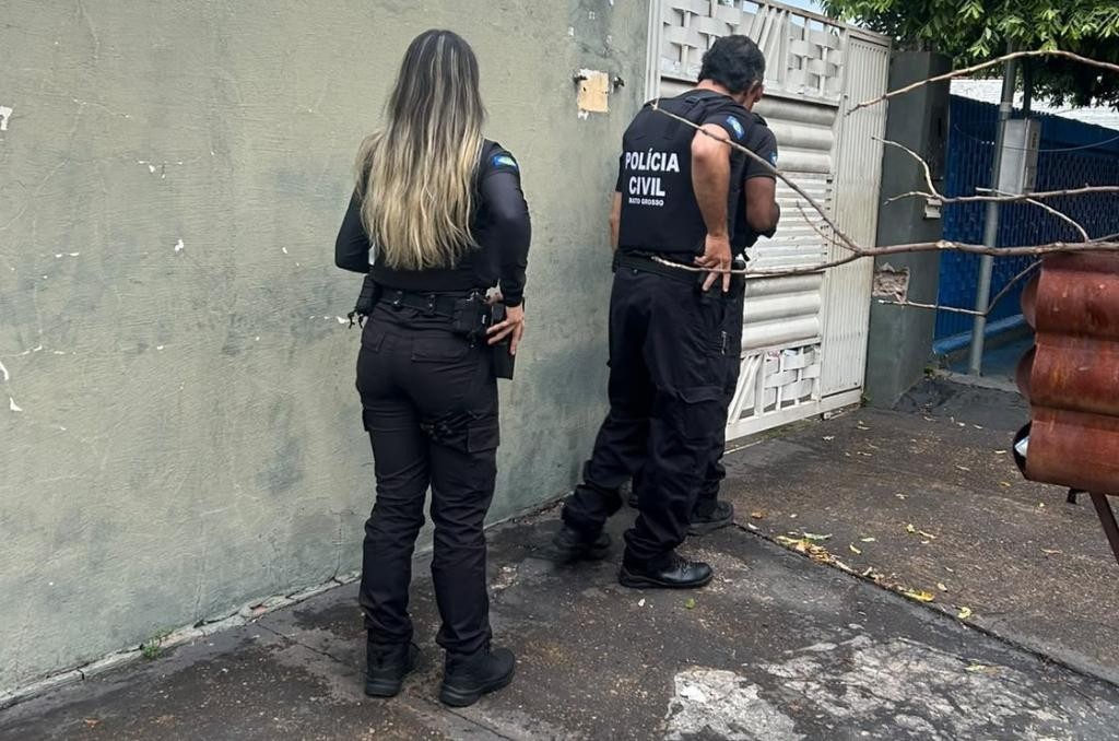 Polícia Civil prende influencer e outras três pessoas e sequestra veículo de luxo em operação contra fraudes eletrônicas