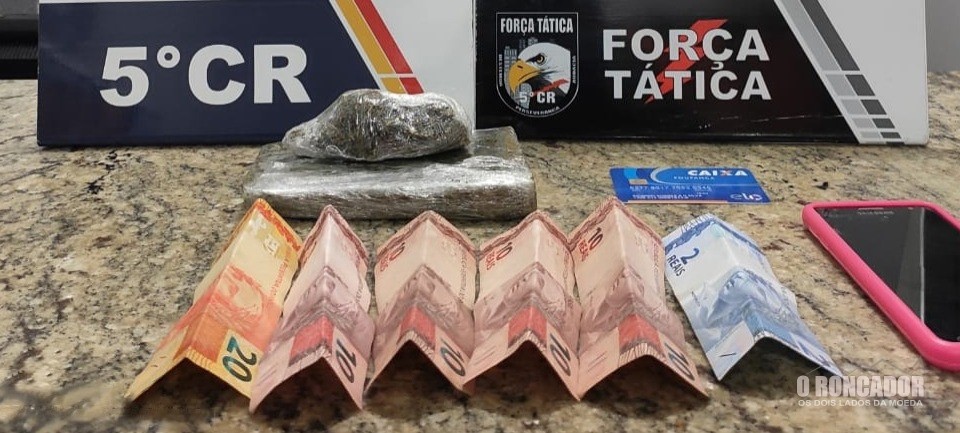 Garota é detida com pacote de maconha na rodoviária de Barra do Garças