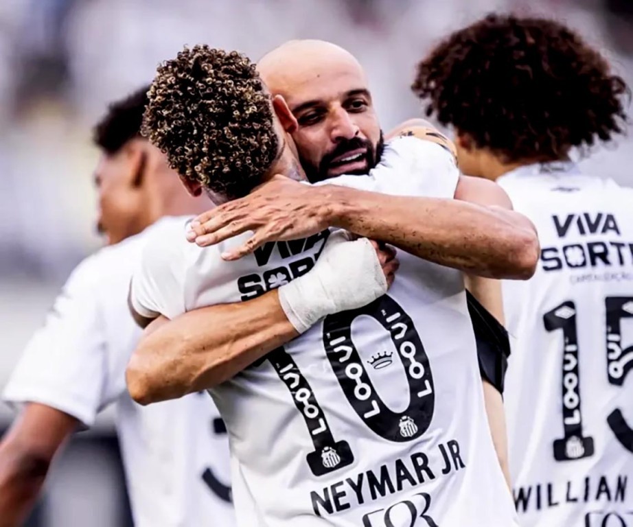 Santos vence Cruzeiro por 3 a 0 e garante permanência na Série A do Brasileirão