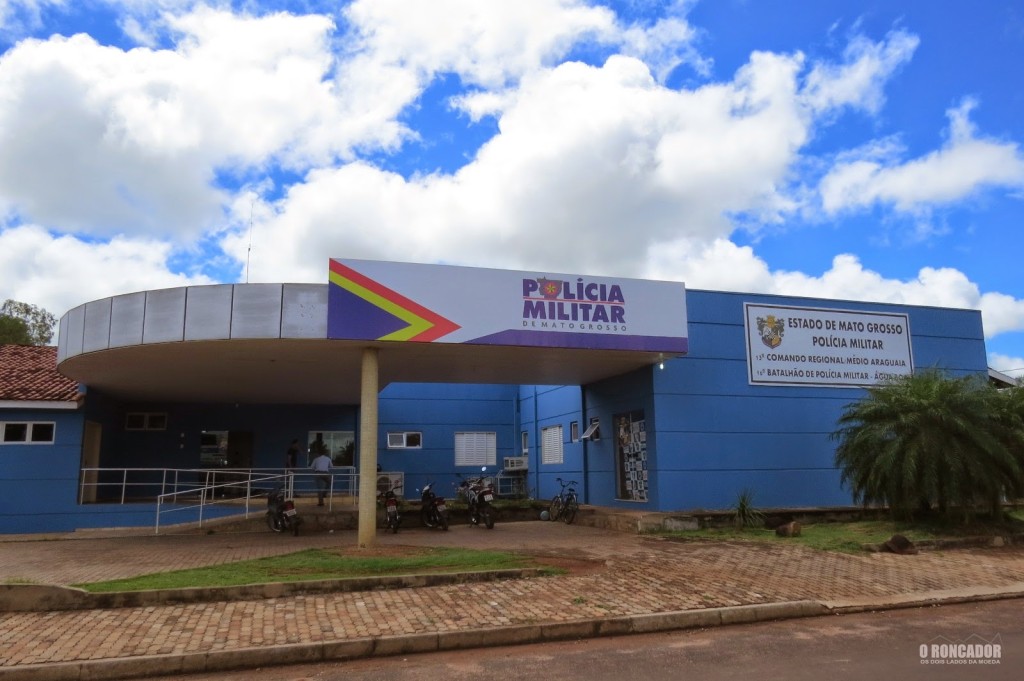 Polícia Militar conduz dois suspeitos, após invadirem residência, agredirem e roubarem idosos em Água Boa-MT