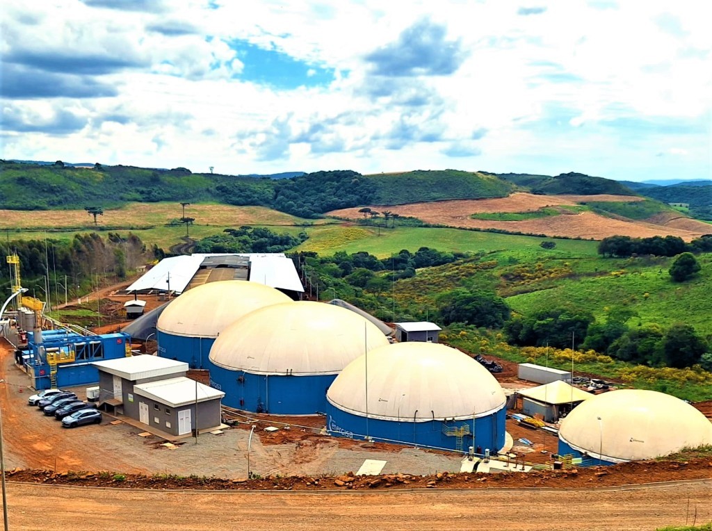Usina transforma dejetos suínos em combustível e abre nova frente de renda no campo