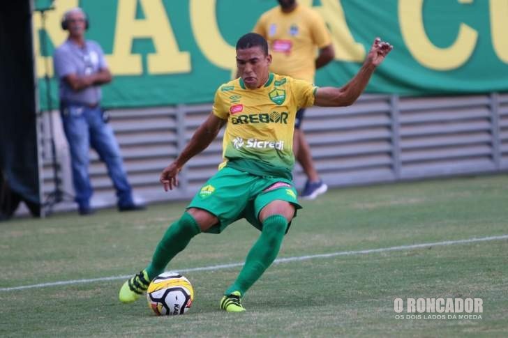 Cuiabá vence e árbitro prejudica Araguaia na abertura do Campeonato Mato-grossense