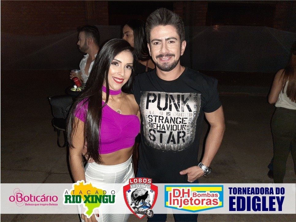 Foi Estouro show da Dupla Guilherme e Catira e DJs no Texas Conveniência.