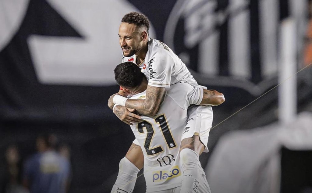 Santos vence Remo por 2 a 0, deixa o Z-4 e ganha fôlego no Brasileirão