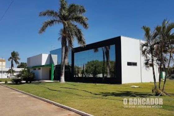 Servidores são denunciados por usarem carro da Prefeitura para caçar em Querência
