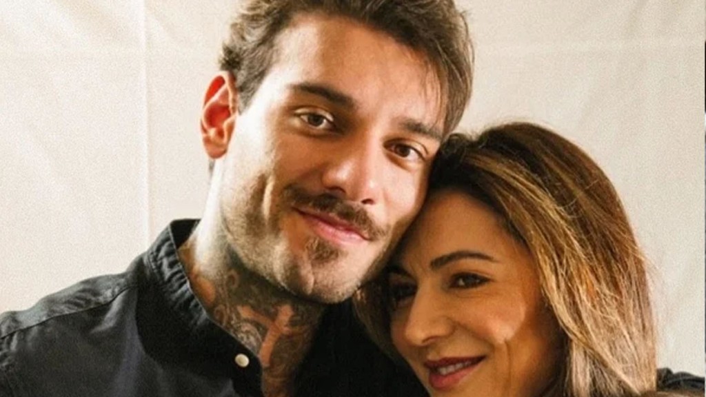 Karina Lucco celebra avanço no tratamento contra alopecia e comemora: ‘Renovar’