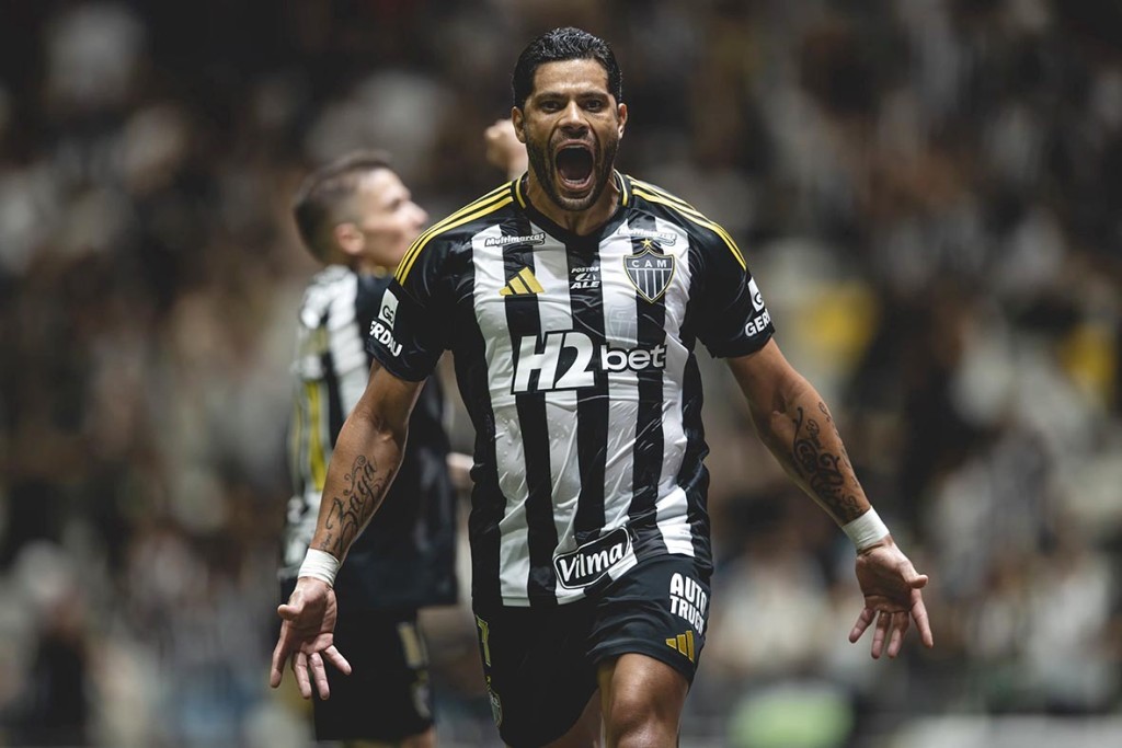 Atlético-MG goleia o Bahia e Hulk comemora marca histórica de 500 gols