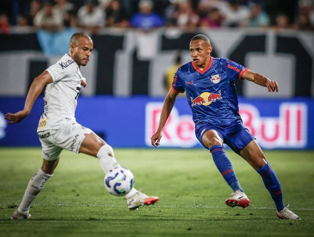 Empate eletrizante em Bragança: Santos cede igualdade ao Bragantino em jogo de quatro gols