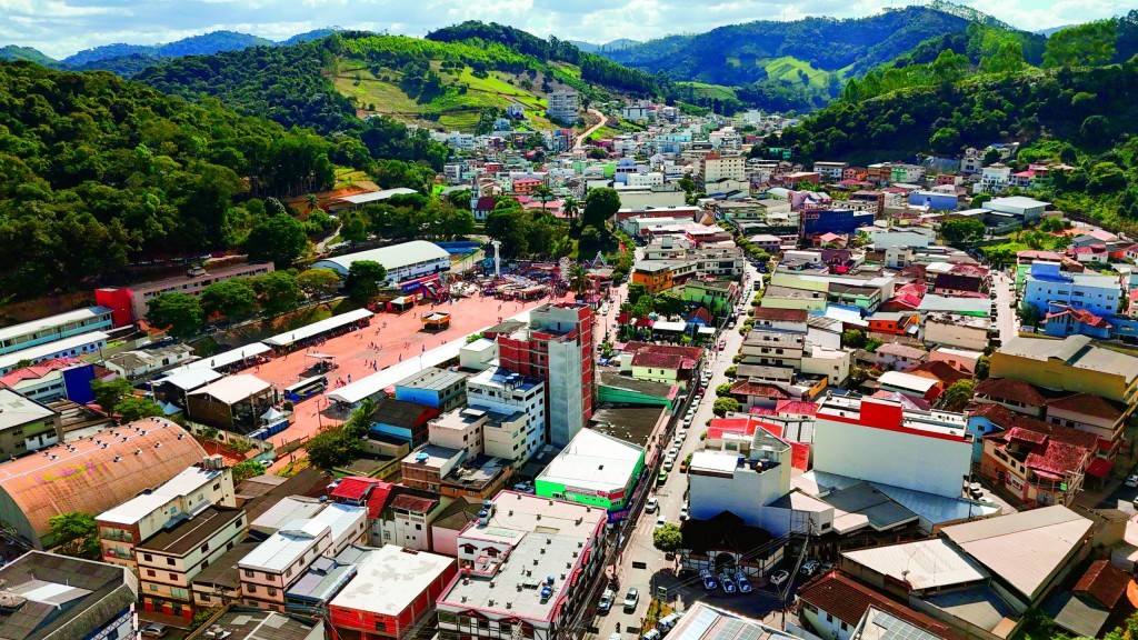 Feira Agro Nater Coop discute desafios do clima e mercado cafeeiro