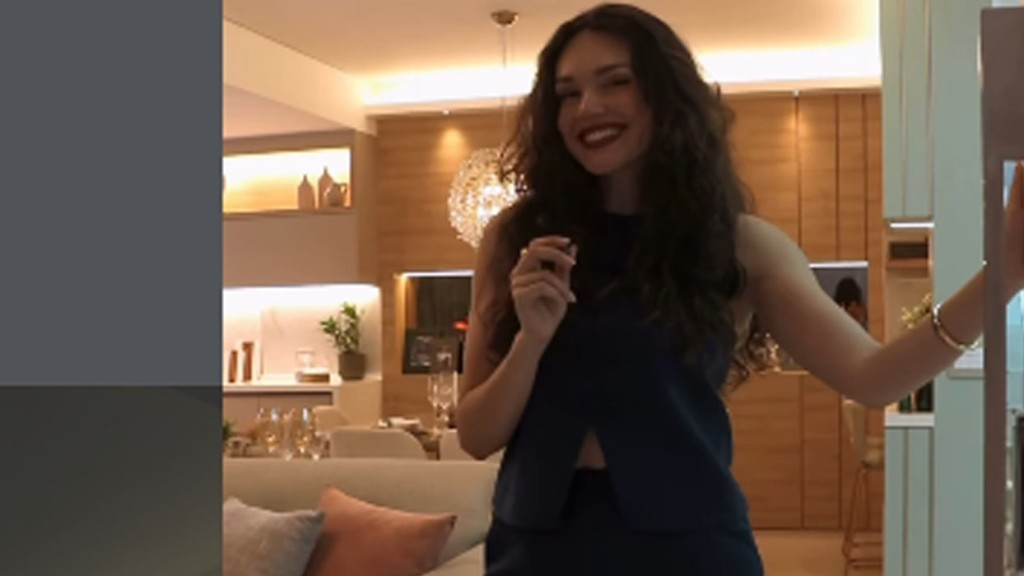 Letícia Gomes faz tour pela casa e revela decoração luxuosa: ‘Minha personalidade’