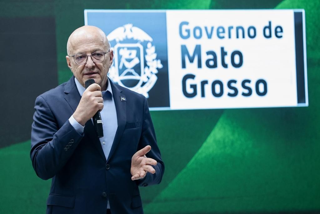 Governador assina ordens de serviço para continuidade de obras de dois Colégio Estaduais Integrados em VG nesta terça-feira (30)
