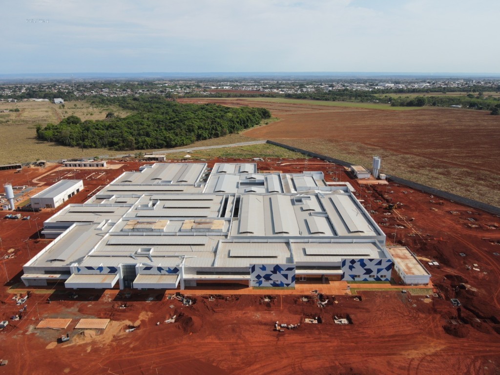 Construções dos novos hospitais estaduais avançam em Mato Grosso