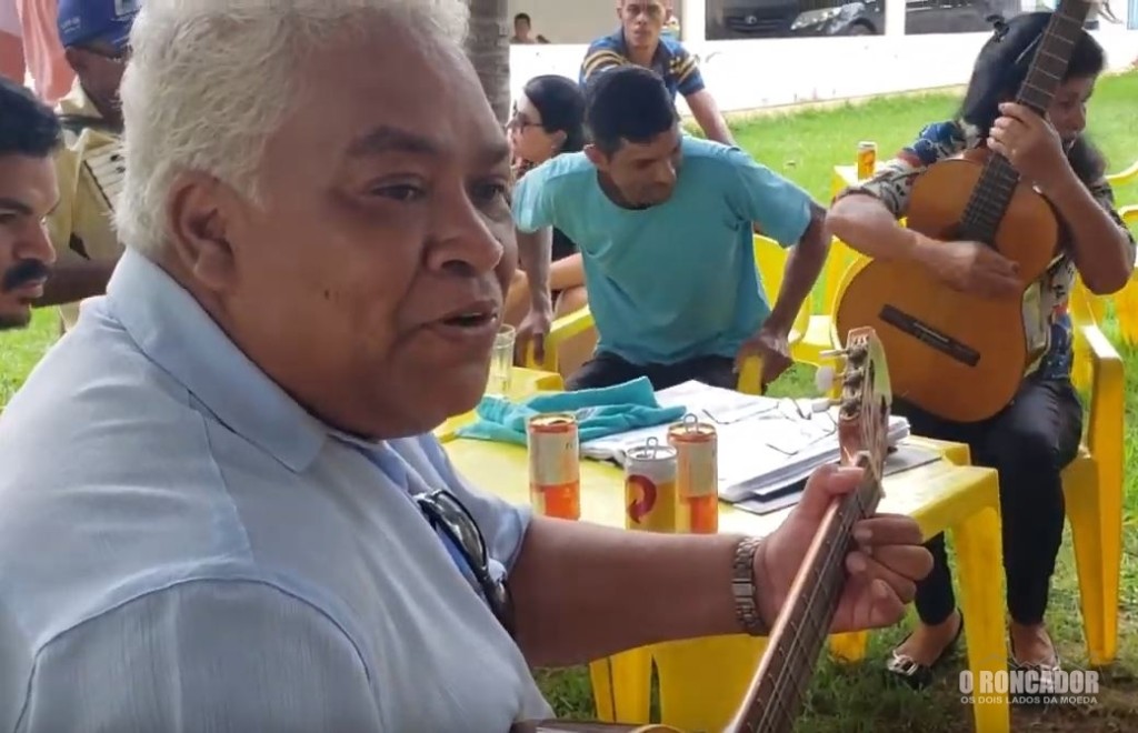 Lindomar na confraternização do Feira e Viola