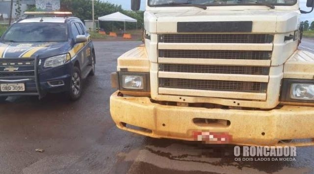 PRF prende motorista com documento falso em Água Boa