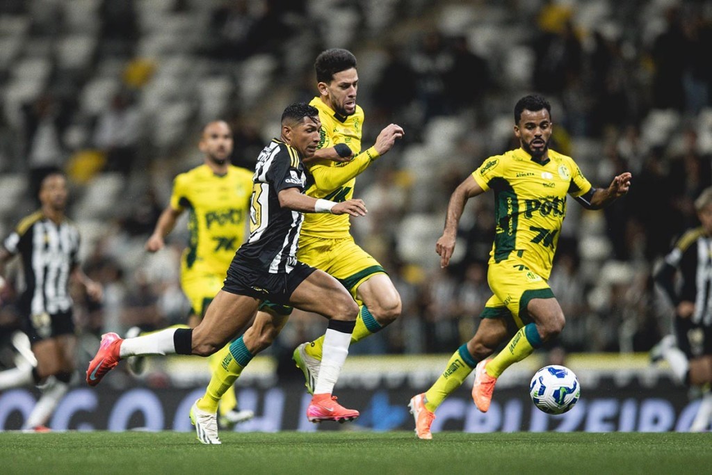 Atlético-MG quebra jejum de vitórias com sofrido triunfo sobre o Mirassol na Arena MRV