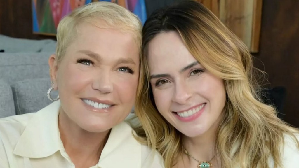 Ana Paula Renault encontra Xuxa em momento emocionante em gravação