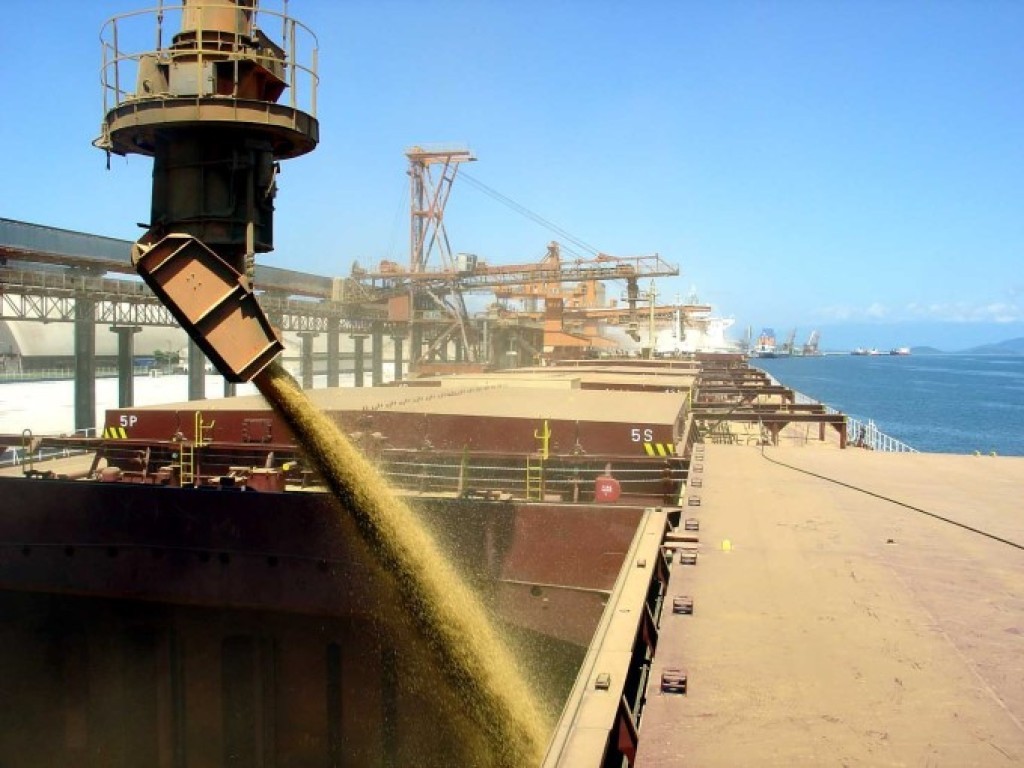 Embarques de soja superam 3,4 milhões de toneladas e ritmo deve acelerar