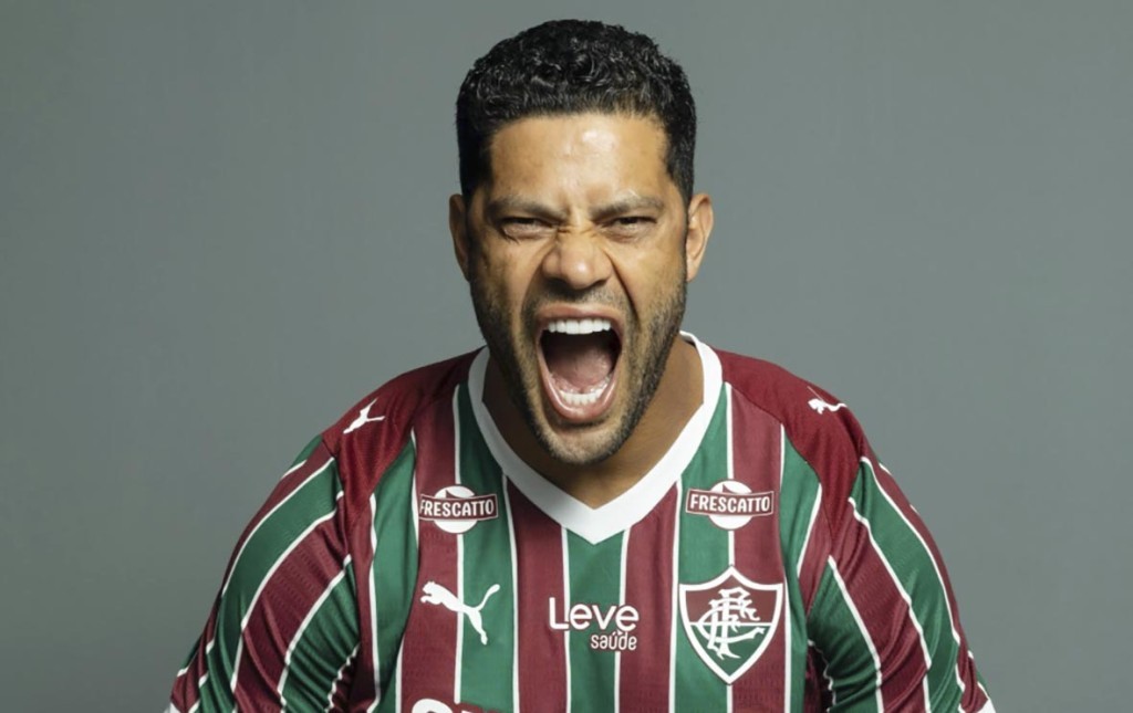 Fluminense confirma chegada de Hulk, que assina até 2027 