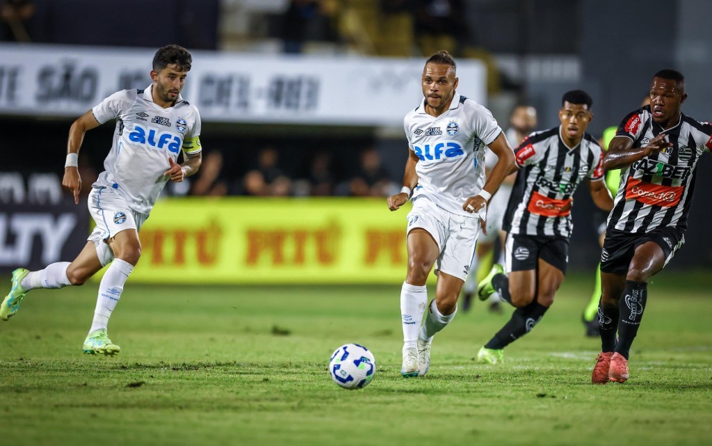 Grêmio elimina Athletic Club nos pênaltis na Copa do Brasil