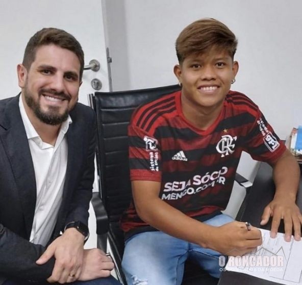 Índio de Canarana assina com o Flamengo