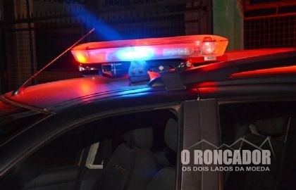 Homem desacata, ameaça policiais e danifica viatura da PM em Confresa