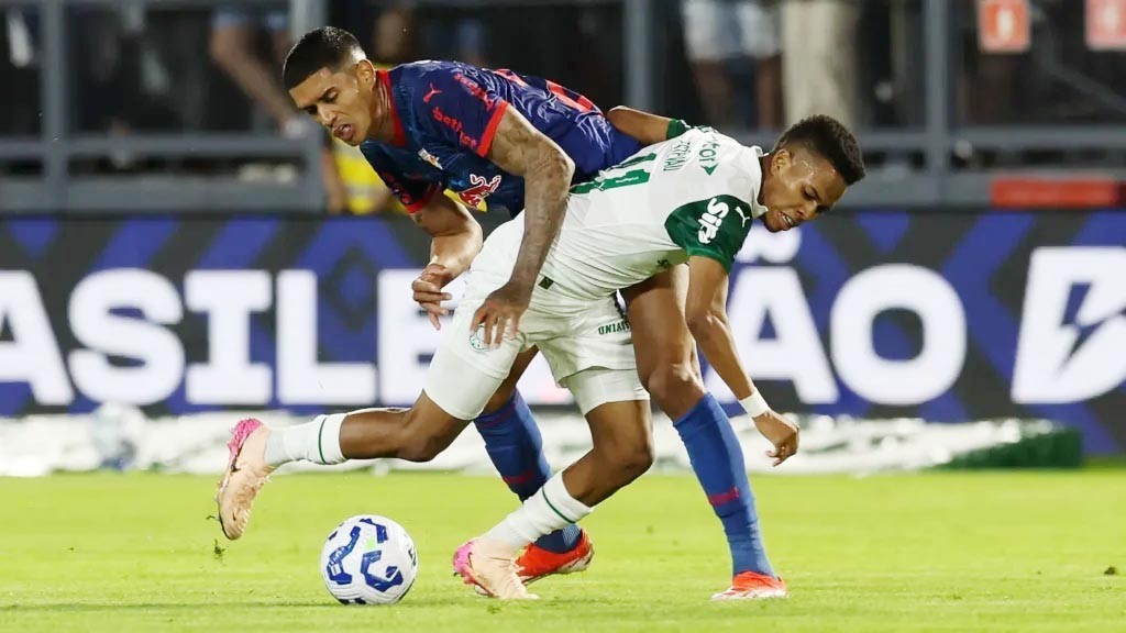 Palmeiras vence Red Bull Bragantino e abre vantagem na liderança do Brasileirão