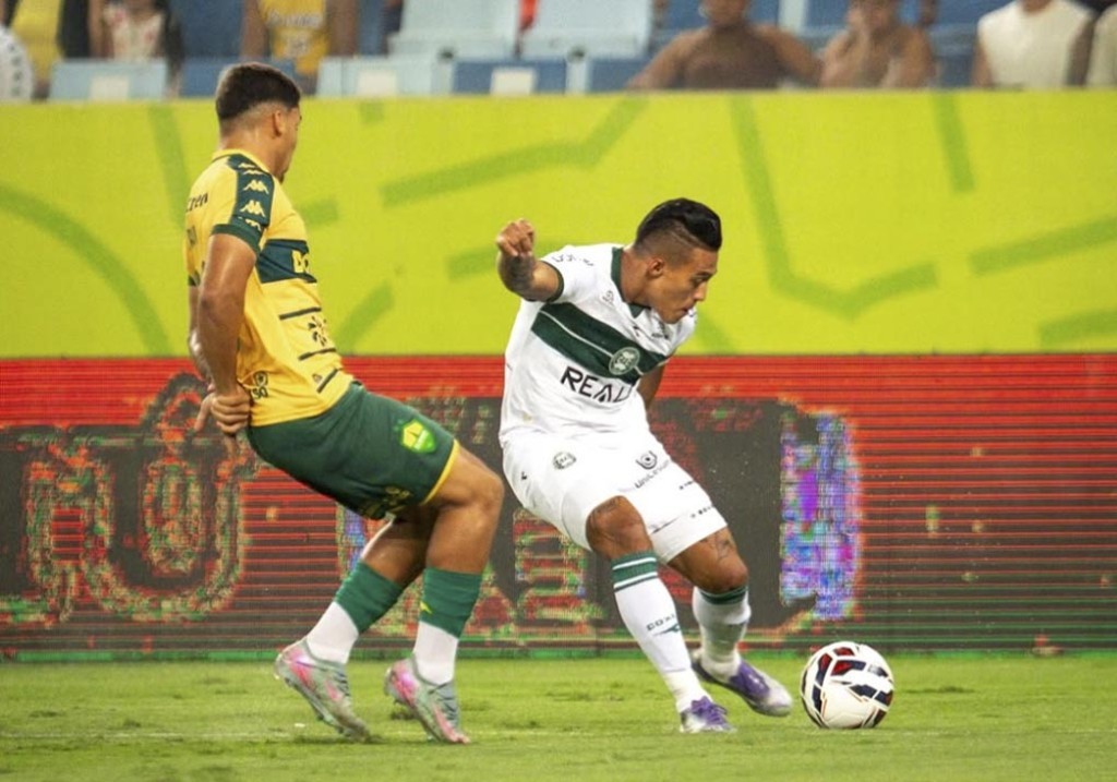 Cuiabá vence o Coritiba e esquenta disputa pelo acesso para Série A